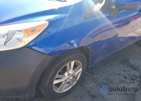 2015 Nissan Versa Note Sv z USA, uszkodzony, nr VIN 3N1CE2CP0FL357471